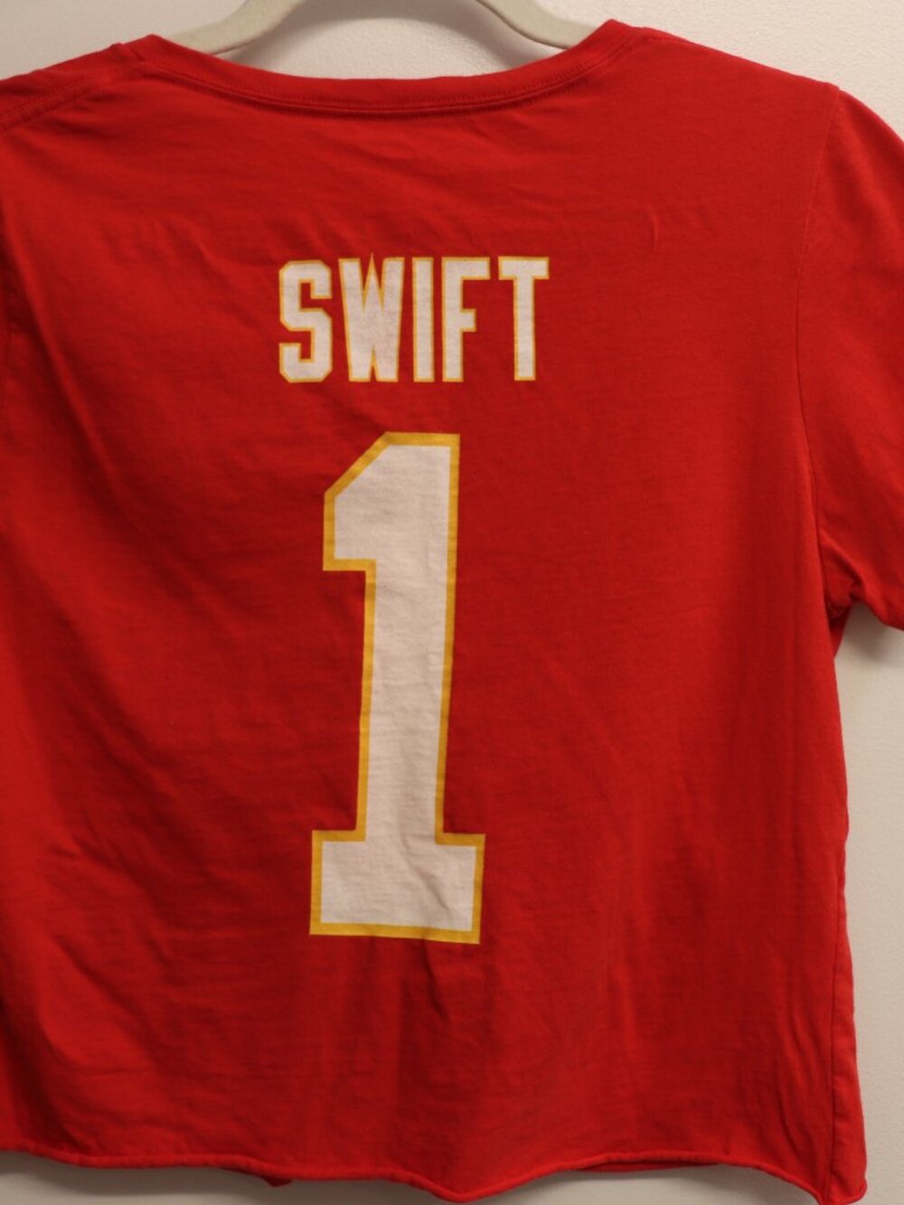 Fanatics Kansas City Chiefs Taylor Swift cropped T-Shirt Size S